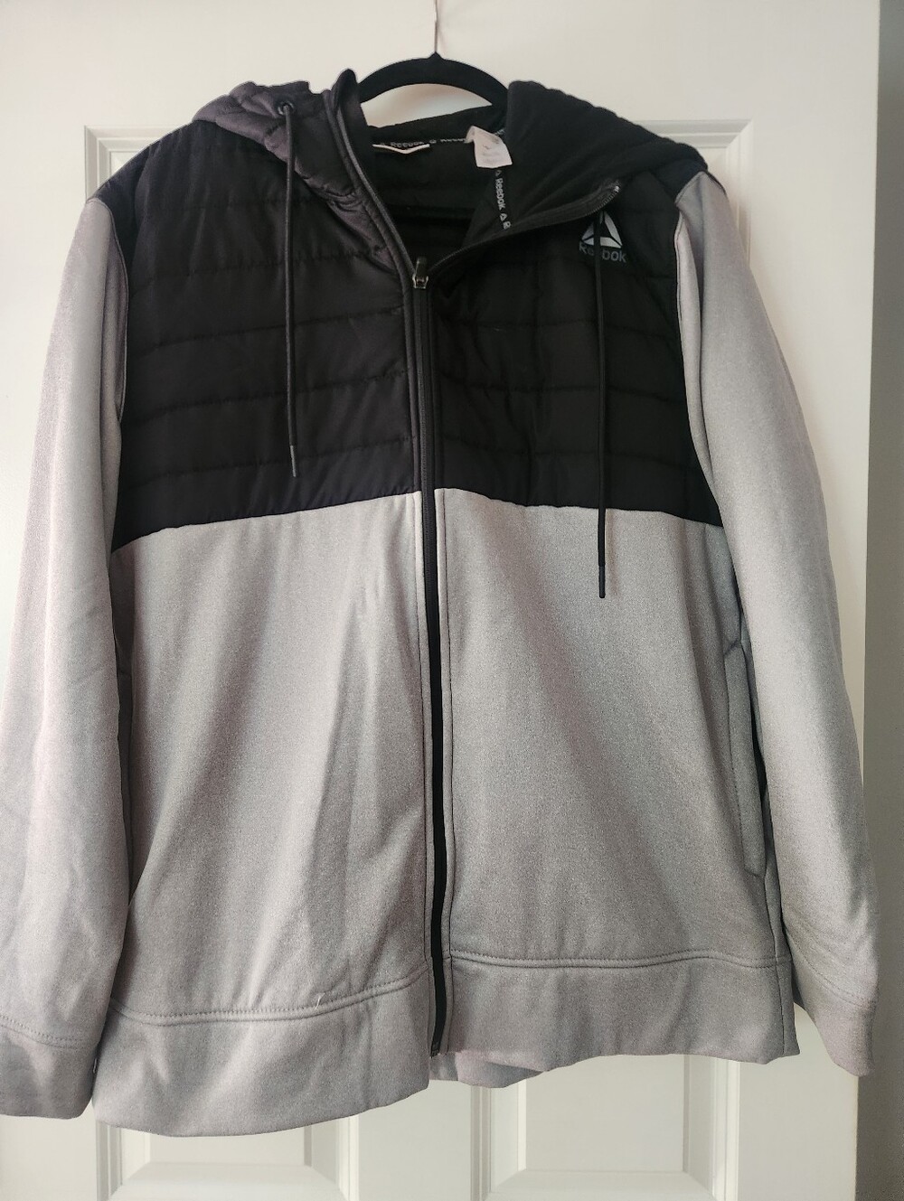 Reebok Men’s Black and Light Gray Quilted Zip Hooded Sweater